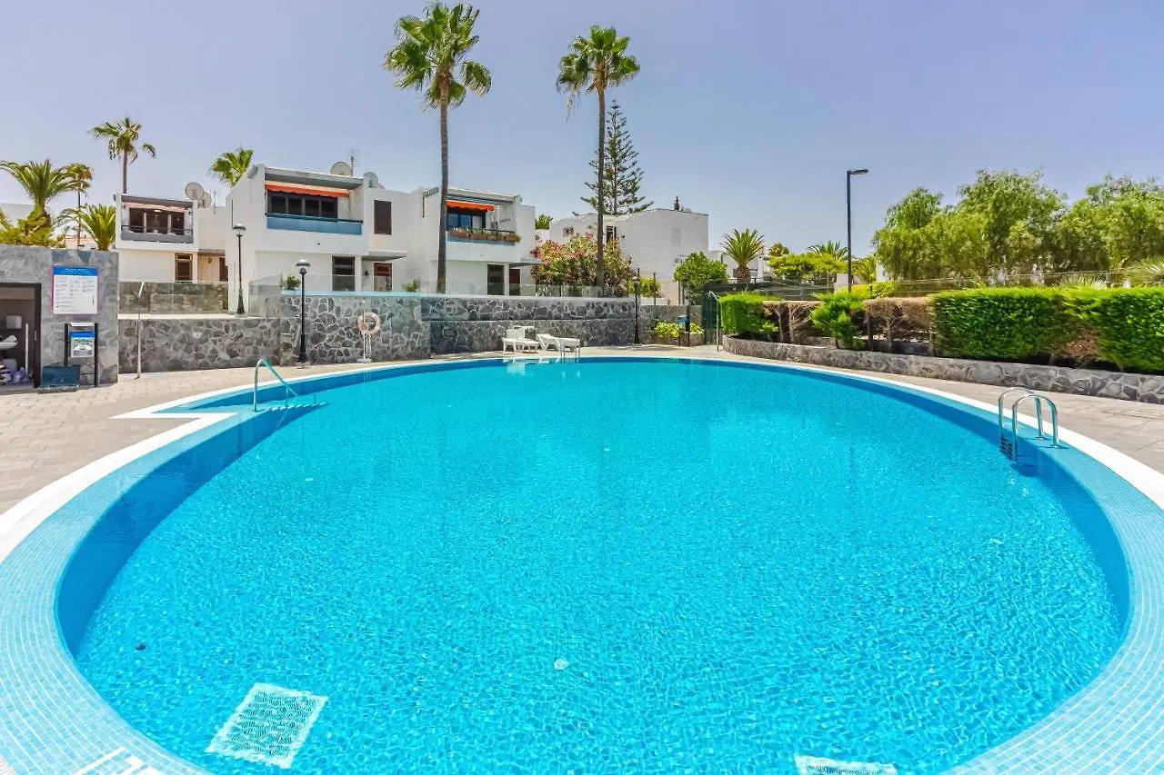 Apartment Apart America - 150 Meters From The Beach, Free Wi-Fi أرونا إسبانيا
