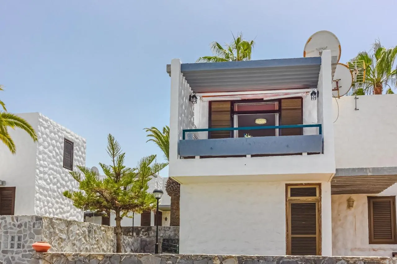 Apartment Apart America - 150 Meters From The Beach, Free Wi-Fi أرونا إسبانيا