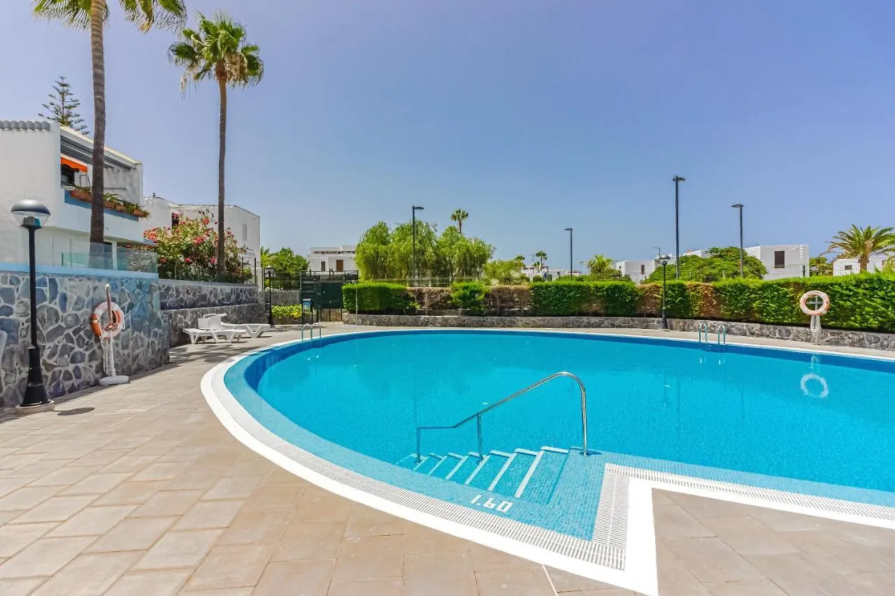 Apartment Apart America - 150 Meters From The Beach, Free Wi-Fi Arona  Espanha